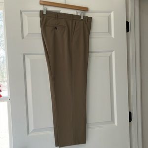Men’s Van Heusen Dress Pants
